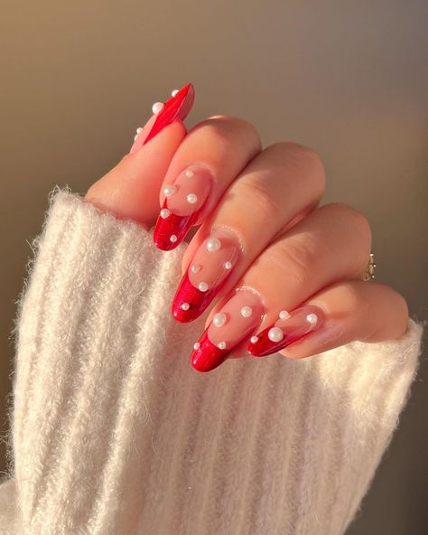 Valentine's Day Nail Design, Plain Nails, Happy Nails, Nail Designs Valentines, Nails Design With Rhinestones, Red Nail Designs, Nail Design Ideas, Pearl Nails, Burgundy Nails