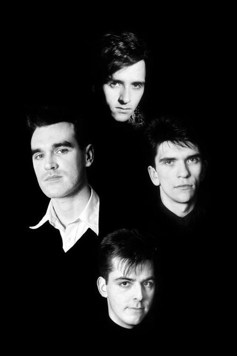 The Smiths Andy Rourke, Mike Joyce, The Smiths Morrissey, Johnny Marr, Mad World, Dream Pop, The Smiths, Charming Man, Oral History