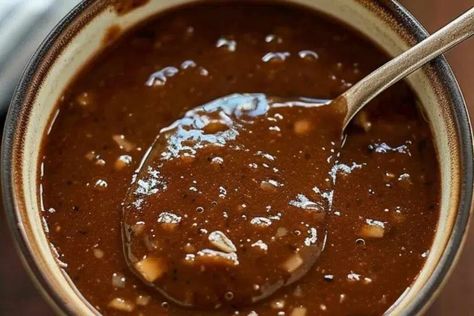 Black Pepper Sauce - recipestasteful Black Pepper Sauce Recipe, Pepper Sauce For Steak, Asian Sauce Recipes, Black Pepper Sauce, Pepper Sauce Recipe, Asian Sauce, Steak Sauce, Pepper Sauce, Sauce Recipes