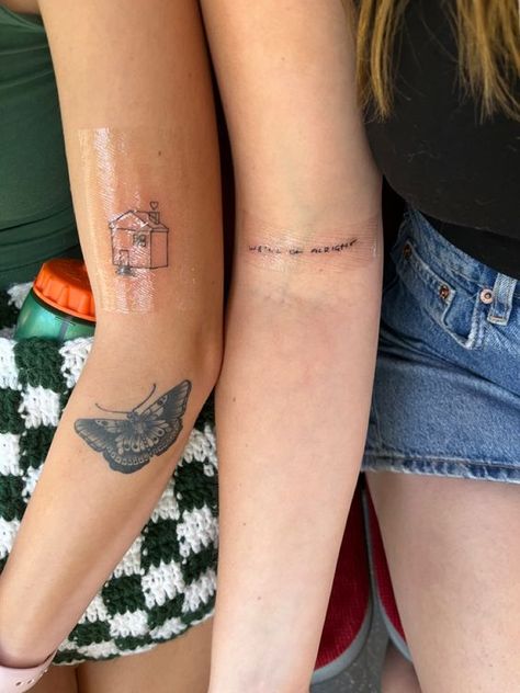 Harry Styles Inspired Tattoos, One Direction Tattoos, Harry Tattoos, Inspo Tattoo, House Tattoo, H Tattoo, Tattoo Maker, Tatoo Inspiration, Harry Styles Tattoos