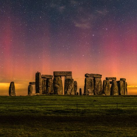 Stonehenge Aesthetic, Old Skis, Geomagnetic Storm, Southern England, Celestial Magic, Uk Weather, Standing Stones, Roman Goddess, Standing Stone