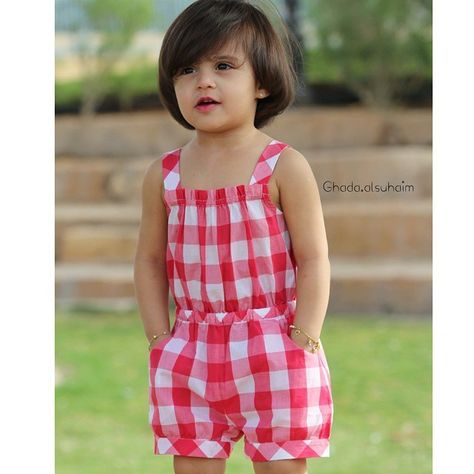 Baby Girl Haircut Styles, Hair For Baby Girl, Baby Girl Haircut, Baby Hair Cut Style, Bob Cut Hair, Baby Haircut, Princess First Birthday, Mommy Daughter Photos