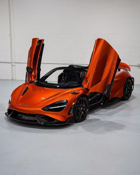 McLaren Registry on Instagram: “765LT Spider Chassis #626, painted in Volcano Orange with Gloss Carbon Fibre. The Interior is Carbon Black Alcantara with Volcano Orange…” Paint Volcano, Mclaren 765lt Spider, Mclaren 765, Orange Mclaren, Orange Cars, Materialistic Things, Mclaren 765lt, Mclaren Models, Mclaren 675lt