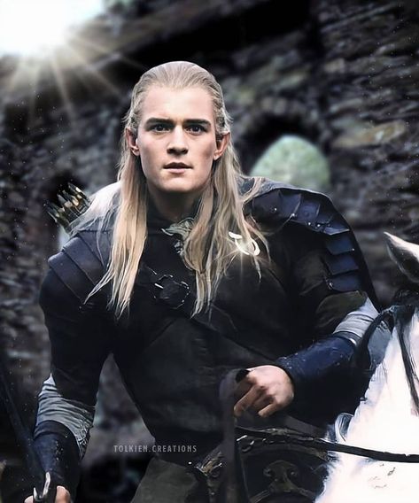 Tolkien edits on Instagram: “Legolas, a war machine with a tender heart 🏹 . . #lotr #lordoftherings #legolas #elf #orlandobloom #ilsignoredeglianelli #thelordoftherings…” Legolas Hot, Lotr Legolas, Legolas And Tauriel, Legolas Greenleaf, Lotr Elves, Legolas And Thranduil, Nicky Larson, Tender Heart, Tauriel