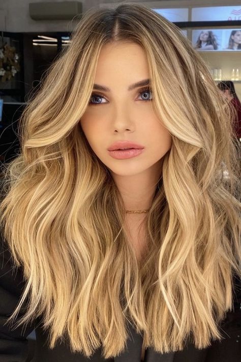 Warm Blonde Hair Color, Updo Curls, Golden Blonde Hair Color, Best Balayage, Blonde Ideas, Warm Blonde Hair, Beige Blonde Hair, Warm Hair Color, Blonde Hair With Roots