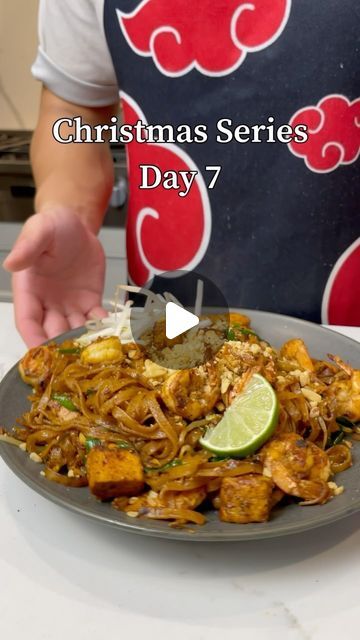 Jacky on Instagram: "The ultimate pad Thai in 30 minutes Full recipe in bio or kwokspots.com #padthai #christmasfood #noodles" Thai Recipe, Pad Thai Recipe, December 7, Thai Recipes, Pad Thai, Eating Well, Asian Recipes, Christmas Food, Food Videos