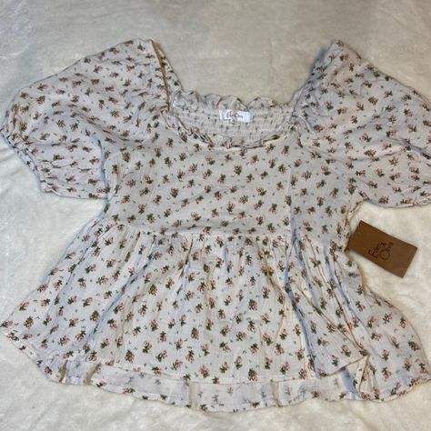 Eden & Olivia Peasant Babydoll Top Size M Nwt 18” Bust 16” Waist Floral Peasant Top, Leopard Print Jacket, Pink Bodycon Dresses, Canvas Jacket, Plaid Blouse, Pink Floral Dress, Peasant Top, Babydoll Top, Peasant Tops