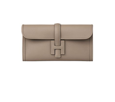 Hermes Clutch Bag, Hermes Jige Clutch, Hermes Boutique, Leather Desk Accessories, Hermes Jige, Hermes Clutch, Smart Wallet, Luxury Bags Collection, Hermes Wallet