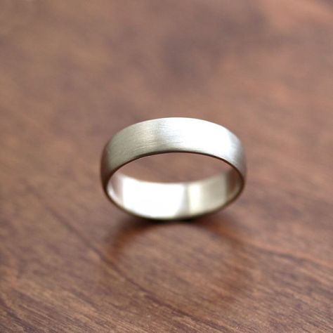 Recycled Gold Ring, Mens Wedding Bands White Gold, Mens Wedding Rings Gold, Wedding Rings For Men, Mens White Gold Rings, Mens Gold Wedding Band, White Gold Wedding Band, Ring Man, Titanium Wedding Rings