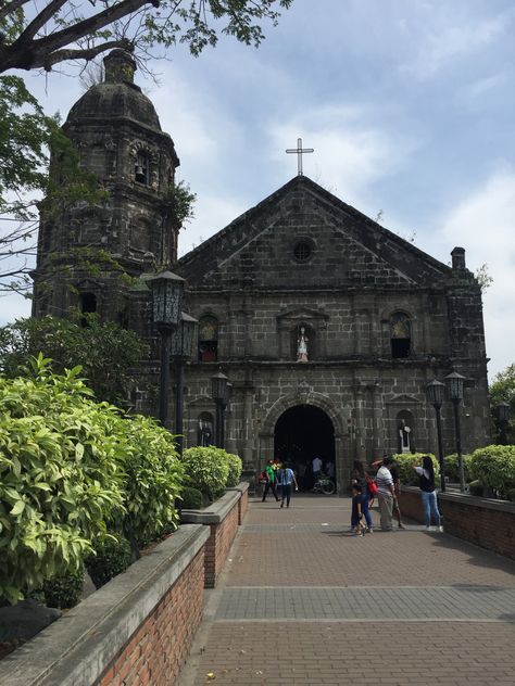 St. Polycarp Parish Cabuyao, Laguna St Polycarp, Philippine Churches, Laguna Philippines, Philippine Architecture, Fictional Places, Indigenous Fashion, Heritage Architecture, Church Pictures, Old Churches