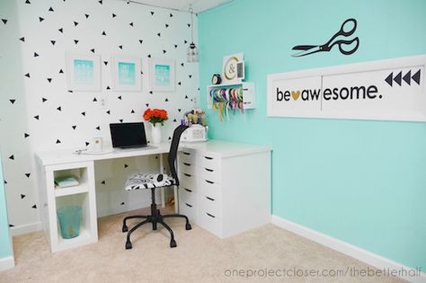 Basement Craft Room Makeover Basement Craft Room, Bedrooms Interior Design, Room Ideas Black, Craft Room Makeover, Basement Craft Rooms, Bedrooms Interior, Craft Room Desk, Craft Room Ideas, Ikea Skadis