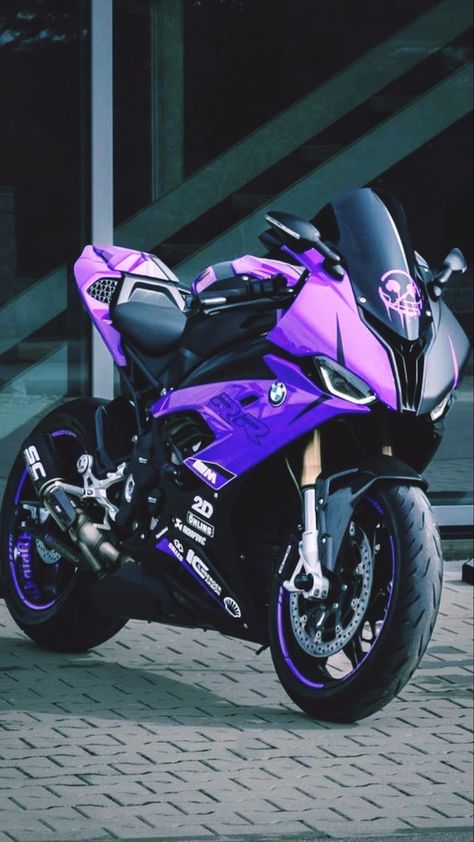 Purple Motorcycle Wallpaper, Purple Sports Bike, Motorbike Purple, Black And Purple Motorcycle, Fire Motorcycle, Pretty Bikes, Purple Motorcycle, Purple Bike, Pink Motorcycle