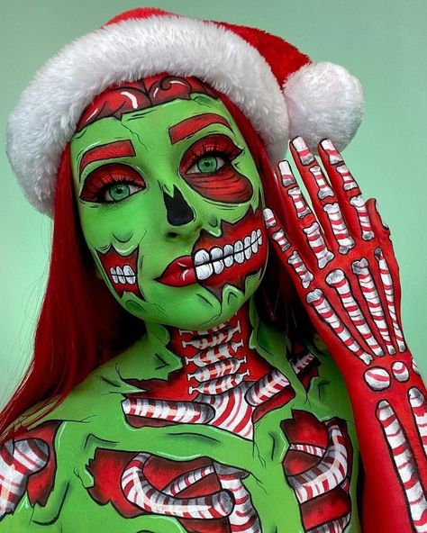 Christmas Competitions, Xmas Makeup, Christmas Face Painting, Monster Makeup, Christmas Eye Makeup, Scary Christmas, Christmas Horror, Christmas Makeup Look, Face Art Makeup