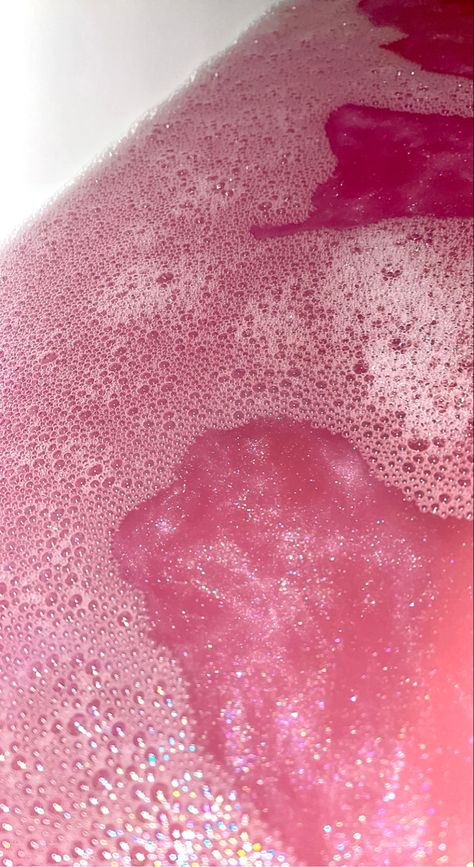 Pink bath aesthetic Bubble Bath Aesthetic, Fuze Tea, Bubble Bath Soap, How To Make Pink, Bath Aesthetic, Demon Tattoo, Bath Recipes, Pretty Bathrooms, Pink Baths