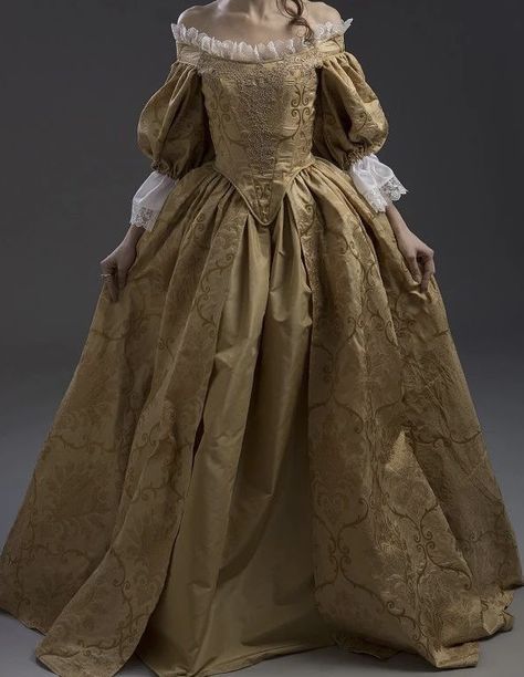 Witch Robes, 1600 Dress, Versailles Dress, 1660s Fashion, 1700s Dresses, 17th Century Dress, Marble Queen, Historical Gowns, 17th Century Fashion