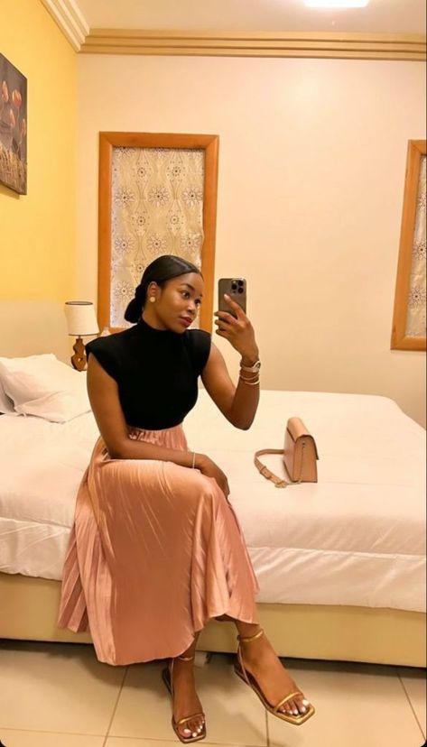 Cute Church Outfits Black Women, Church Outfits Black Women, Cute Church Outfits, Styling Skirts, Modern Fashion Outfits, Black Women Dress, Millennials Fashion, Elegant Outfit Classy, Modesty Outfits