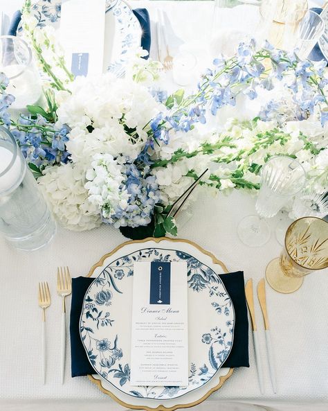 Coastal Wedding Theme, Blue And White Florals, Cobalt Wedding, Nantucket Wedding, Perfect Summer Day, Nantucket Style, Wedding Planning Services, White Florals, Mom Wedding