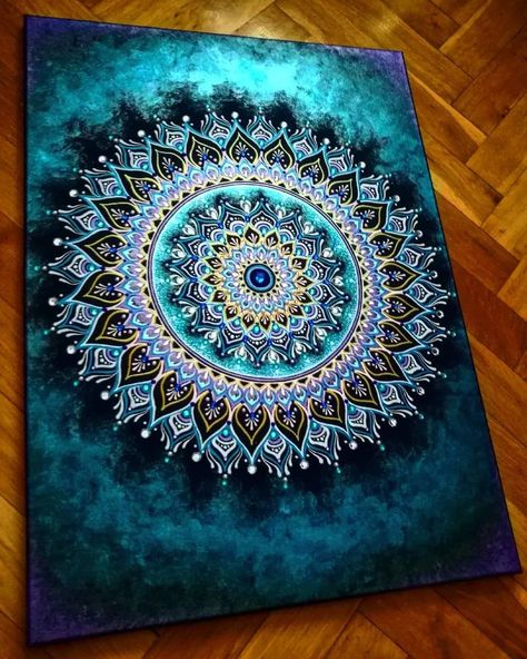 Dot Art Painting On Canvas, Mandala On Canvas Acrylics, Mandala Painting Canvases, Mandala Canvas Painting, Canvas Mandala Painting, Mandala On Canvas, Mandala Art Therapy, Mandala Canvas, Mandala Design Pattern