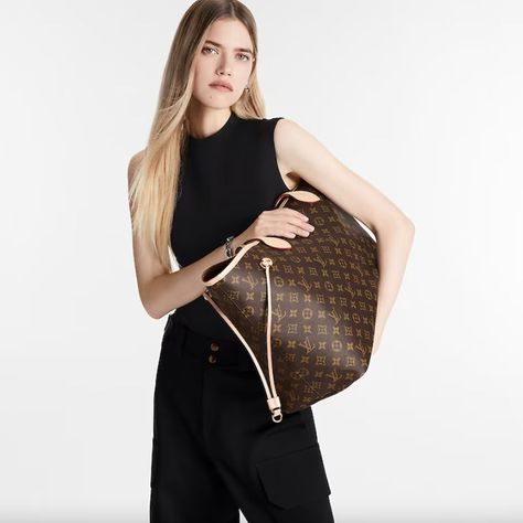 Consider these stylish Louis Vuitton bag alternatives instead of the Neverfull tote Gm Monogram, Louis Vuitton Neverfull Gm, Louis Vuitton Official Website, Neverfull Gm, Colorful Textiles, Monogram Handbag, Lv Monogram, Louis Vuitton Official, Vuitton Neverfull