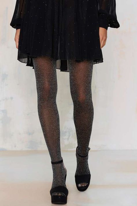 Sparkly Tights Outfit, Skater Skirt Outfit, Sparkly Tights, Glitter Tights, Women Socks Fashion, Glitter Fashion, Tights Fashion, Fall 2015 Style, Jewelry Scarves