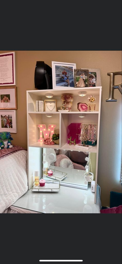 Dorm Desk Makeover, Desk Cubby Organization, Dorm Desk Topper, Dorm Desk Shelves, Desk Hutch Decor, College Desk Ideas, Dorm Desk Hutch, Desk Hutch Dorm, College Desk Organization