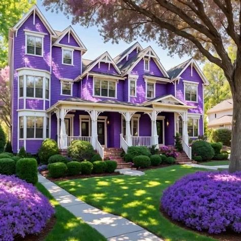 Purple Victorian House, Painted Lady House, American Style Homes, Bedroom Inspiration Cozy, Purple House, Bungalow Floor Plans, Victorian Style Homes, Suburban House, Cottage In The Woods