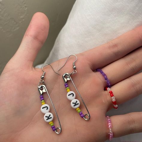 Karl Jacobs Bracelet, Dsmp Earrings, Dsmp Jewelry, Dsmp Accessories, Minecraft Jewelry, Lake Clothes, Furniture Poster, Aesthetic Crafts, Kandi Inspo