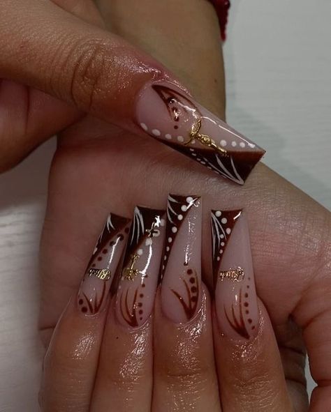 Brown Y2k Nails, 90s Nails, Brown Acrylic Nails, Brown Y2k, Colored Acrylic Nails, Dope Nail Designs, Classy Acrylic Nails, Unique Acrylic Nails, Soft Nails