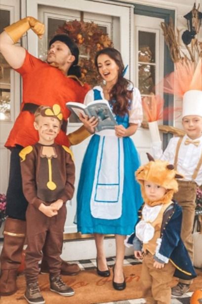 Beauty And The Beast Family Costume Diy, Beauty And The Beast Family Costume, Beauty And The Beast Family, Belle Costume Diy, Beauty And The Beast Halloween Costume, Beauty And The Beast Halloween, Disney Family Costumes, Village Dress, Dad Costume