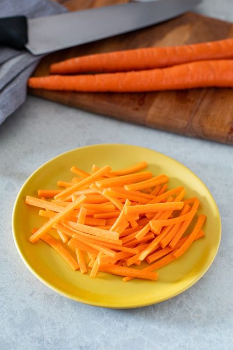 How to Julienne Carrots How To Julienne Carrots, Julienne Carrots, Veggie Burritos, Rice Nutrition Facts, Matchstick Carrots, Julienned Carrots, Protein Nutrition, Carrot Salad, Recipe Blog