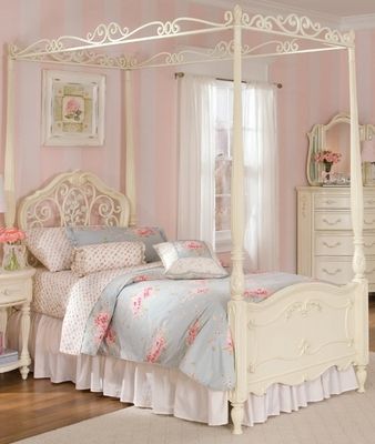 Lea Jessica McClintock Full Canopy Bed in Antique White - 203-945-KIT1 - Lea Furniture Twin Canopy Bed Frame, Princess Bed Frame, Kids Twin Bed Frame, Full Canopy Bed, White Canopy Bed, Canopy Bedroom Sets, Vintage Bedroom Sets, Twin Canopy Bed, Girls Bed Canopy