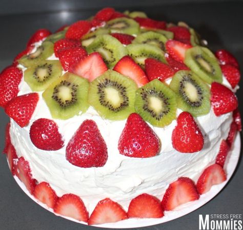 Strawberry Kiwi Shortcake Cake | Stress Free Mommies Whip Cream Cake, Kiwi Cake, Mexican Cake, Whipped Cream Cakes, Shortcake Cake, Cakes Chocolate, Strawberry Mojito, Fruit Cakes, Vanilla Cake Mixes