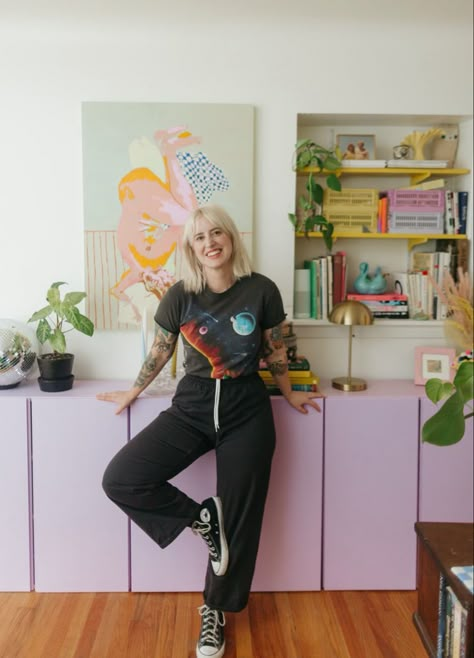 Purple ivar cabinets, bright colorful interior design, colorful living room, vintage space tshirt, chef pants, converse Ivar Living Room, Interior Design Colorful, Ivar Ikea, Space Tshirt, Purple Home Decor, Colorful Living Room, Contemporary Living Room Design, Living Room Vintage, Ikea Ivar