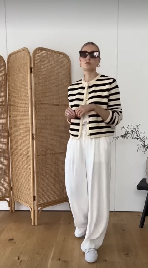 Stripped Cardigan Outfits, White Striped Sweater Outfit, Stripe Vest Outfit, Striped Jacket Outfit, Old Money Cardigan, Striped Cardigan Outfit, Stripe Cardigan Outfit, Striped Blazer Outfit, Cardigan Street Style