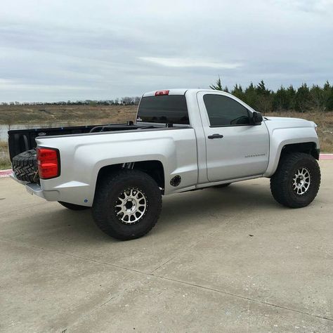 Nicely set up. Silverado Single Cab, Baja Truck, Single Cab Trucks, Chevy Trucks Silverado, Silverado Truck, Sand Rail, Trophy Truck, Chevy Pickup Trucks, Truck Yeah