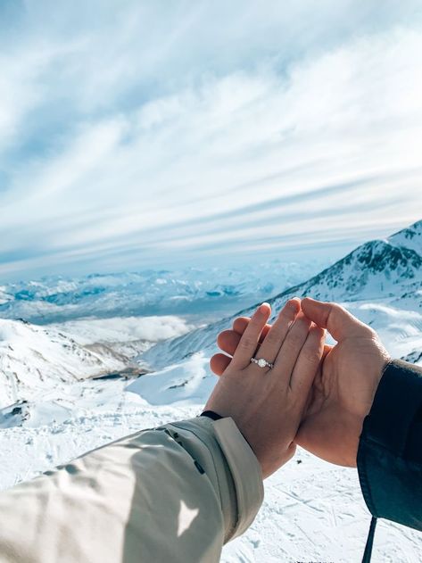 Winter Proposal Photos, Mountain Engagement Ring, South New Zealand, Winter Proposal, Ski Resort Wedding, Best Places To Propose, Vision Board Pics, Mountain Top Wedding, Mountain Engagement Photos