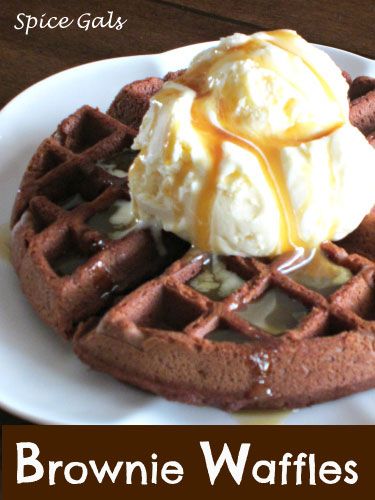 Brownie Waffles on MyRecipeMagic.com #browniewaffles #uniquebreakfastideas #waffledessert Brownie Waffles, Waffles Breakfast, Dessert Birthday, Homemade Brownie, Waffle Iron Recipes, Waffle Maker Recipes, Birthday Breakfast, Breakfast Waffles, Birthday Treat