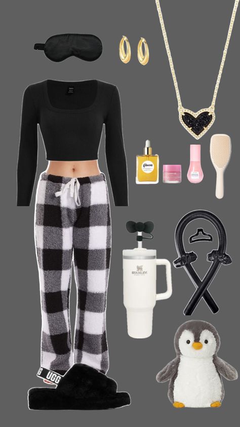 cute, cute outfit, outfit, sleepover, sleepover outfit, pj, pj pants, outfit inspiration, outfit inspo, inspo Pj Pants Outfit, Sleepover Outfit, Cute Sleep, Christmas Fits, Sleep Over, Cute Pjs, Black And White Picture Wall, Flower Gift Ideas, Casual Preppy Outfits