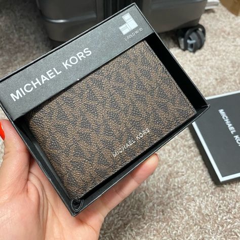 Michael Kors wallet Small Coin Pouch, Mk Wallet, Michael Kors Bedford, Wrist Wallet, Michael Kors Wristlet, Coin Card, Card Pouch, Michael Kors Purse, Michael Kors Wallet