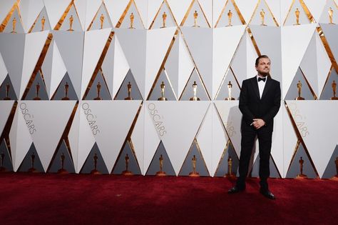 Pin for Later: See How the Stars Turned Up at Vanity Fair's Oscars Afterparty!  Pictured: Leonardo DiCaprio and Oscars Red Carpet Background Hollywood Theme, Red Carpet Aesthetic Background, Red Carpet Aesthetic, Leonardo Dicaprio Oscar, Red Carpet Background, Red Carpet Backdrop, Red Carpet Theme, Leonardo Dicaprio Photos, Red Carpet Wedding