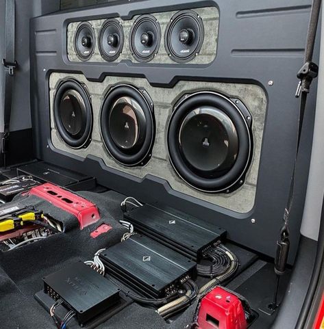 Diy Car Audio, Cars Sound, Custom Car Audio, Fords 150, Sound System Car, Audio Ideas, Subwoofer Box Design, Car Stereo Systems, Car Audio Installation