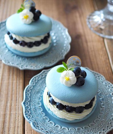 Blueberry Macarons, Apricot Butter, Smoothie Coffee, Coffee Boba, Macarons Cake, Strawberry Recipe, 귀여운 음식 그림, Blue Desserts, Blueberry Desserts