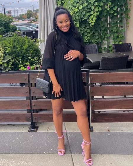 Dress With Heels, Casual Maternity Outfits, Maternity Outfit, Casual Maternity, Bump Style, Maternity Style, Style Pink, Pink Heels, Maternity Fashion