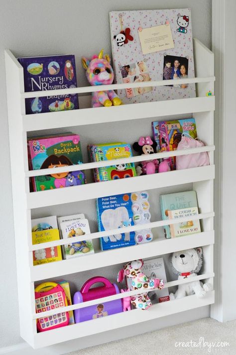 Mounted Bookshelves, Diy Bookshelf Wall, Montessori Toddler Rooms, Wall Bookshelves Kids, Diy Bookshelf Kids, Montessori Bookshelf, Childrens Bookcase, Store Shelves Design, Kids Shared Bedroom