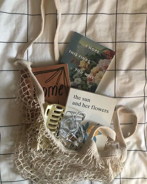 Reading Poetry Aesthetic, Rupi Kaur Aesthetic, Market Bag Aesthetic, Poetry Books Aesthetic, Book Bag Aesthetic, Tote Bags Aesthetic, Tote Aesthetic, Market Aesthetic, Aesthetic Tote Bag