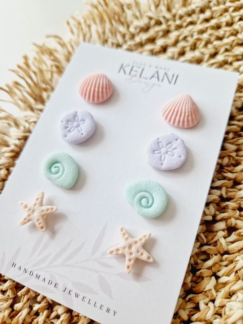 Polymer Clay Pop Socket, Clay Earring Inspiration, Beachy Clay Earrings, Diy Clay Jewelry, Clay Jewellery Handmade, Polymer Clay Earring Ideas, Clay Earrings Diy Ideas, Cercei Din Lut Polimeric, Clay Keychain