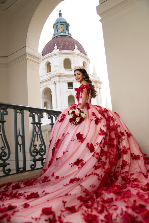 Red Quinceanera Dresses With Flowers, Red And Pink Quince Dress, Red Quinceanera Dresses With Butterflies, Quincera Dresses, Red Floral Quince Dress, Red Quinceanera Dresses Mexican Butterfly, Red Ball Gowns, Lay Lay, Blue Quince