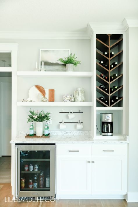 Dry Bar Design | Lilies and Life - Interior Decorating | Blog | Home Decor | DIY Home Wet Bar, Home Gym Garage, Home Bar Rooms, Bar In Casa, Bedroom Minimalist, Coffee Bar Home, Home Bar Designs, Dry Bar, Wet Bars