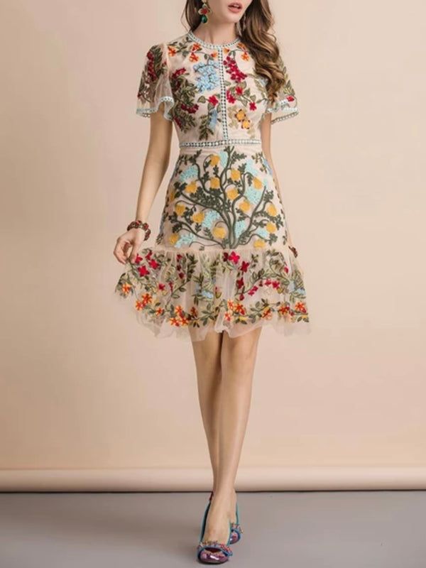 Spring A-line Dress With Embroidered Hem, Elegant Summer Dress With Floral Applique, Fitted A-line Floral Dress With Embroidery, Elegant A-line Mini Dress With Floral Embroidery, Elegant Floral Print Mini Dress For Vacation, Floral Embroidered Midi Cocktail Dress, Knee-length Floral Print Mini Dress, Chic Floral Embroidered Midi Dress For Garden Party, Elegant Embroidered Lace Dress For Summer