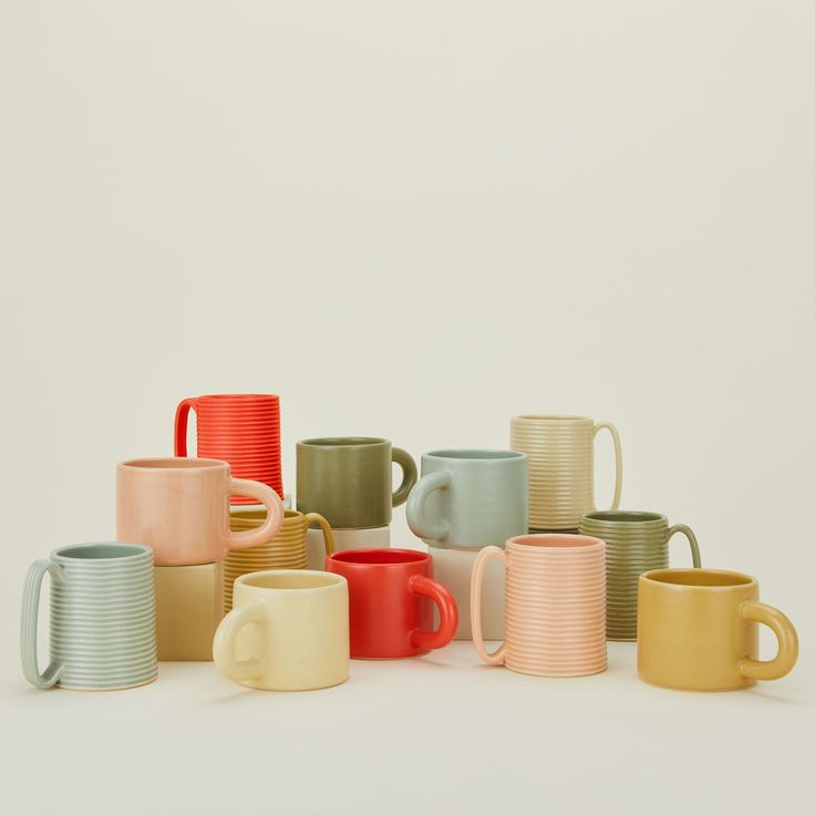 TALL DRINK OF COFFEE By Tellefsen Atelier Handmade ribbed mug in Blush With a long, lean handle that’s easy to hold For big portions of coffee or tea that make early mornings easierim Thumbprint Mug, Arrow Bedding, Brown Mug, Coffee Mug Display, Fun Mugs, Brown Mugs, Mug Display, Product Shoot, Early Mornings